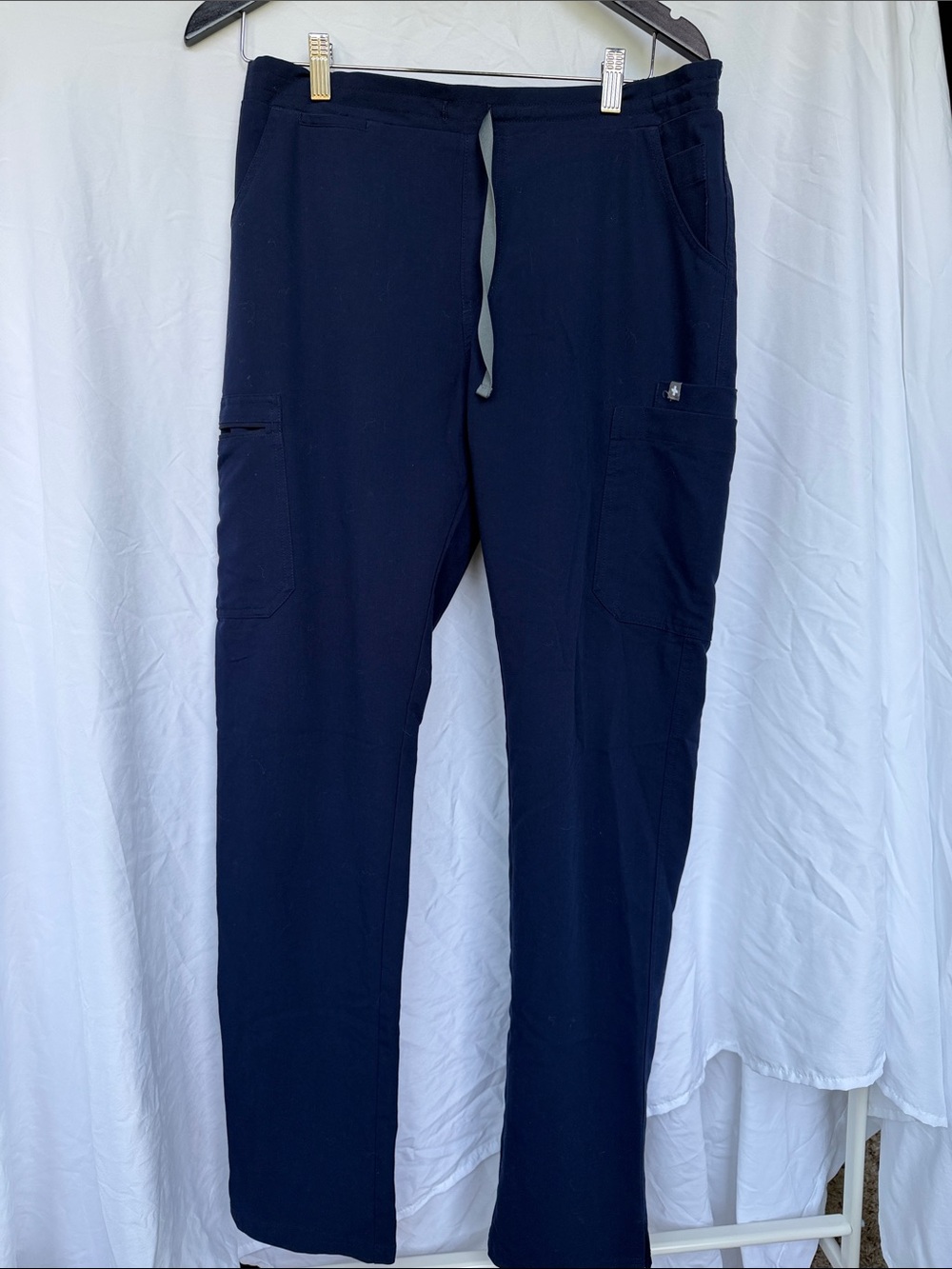 FIGS Navy Women's Cargo straight leg scrubs Medium Tall
